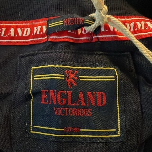 England Victorious Navy Short Sleeve‎ Polo Embroidered Patches NWT Y2K  Medium - Picture 8 of 11